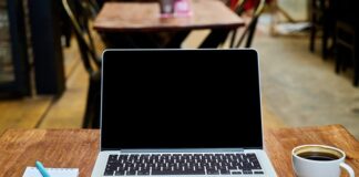 Optymalizacja lejka konwersji: jak zoptymalizować każdy etap dla lepszych wyników.