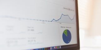 Jak wykorzystać dane i analizy do poprawy wskaźników konwersji.