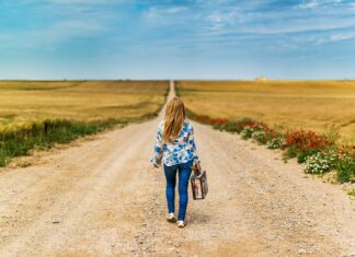 Co to znaczy distance learning?