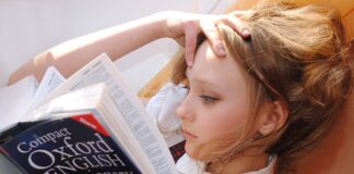 Co to jest język naturalny?