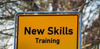 Ile uczelnia płaci za praktyki?